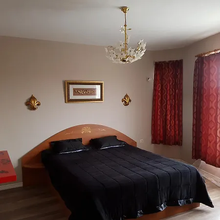 Stefanov In Byala Apartmán *