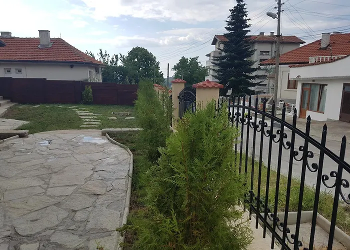 Διαμέρισμα Stefanov In Byala *